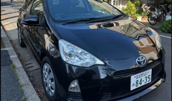 
									Toyota Aqua 2015 full								